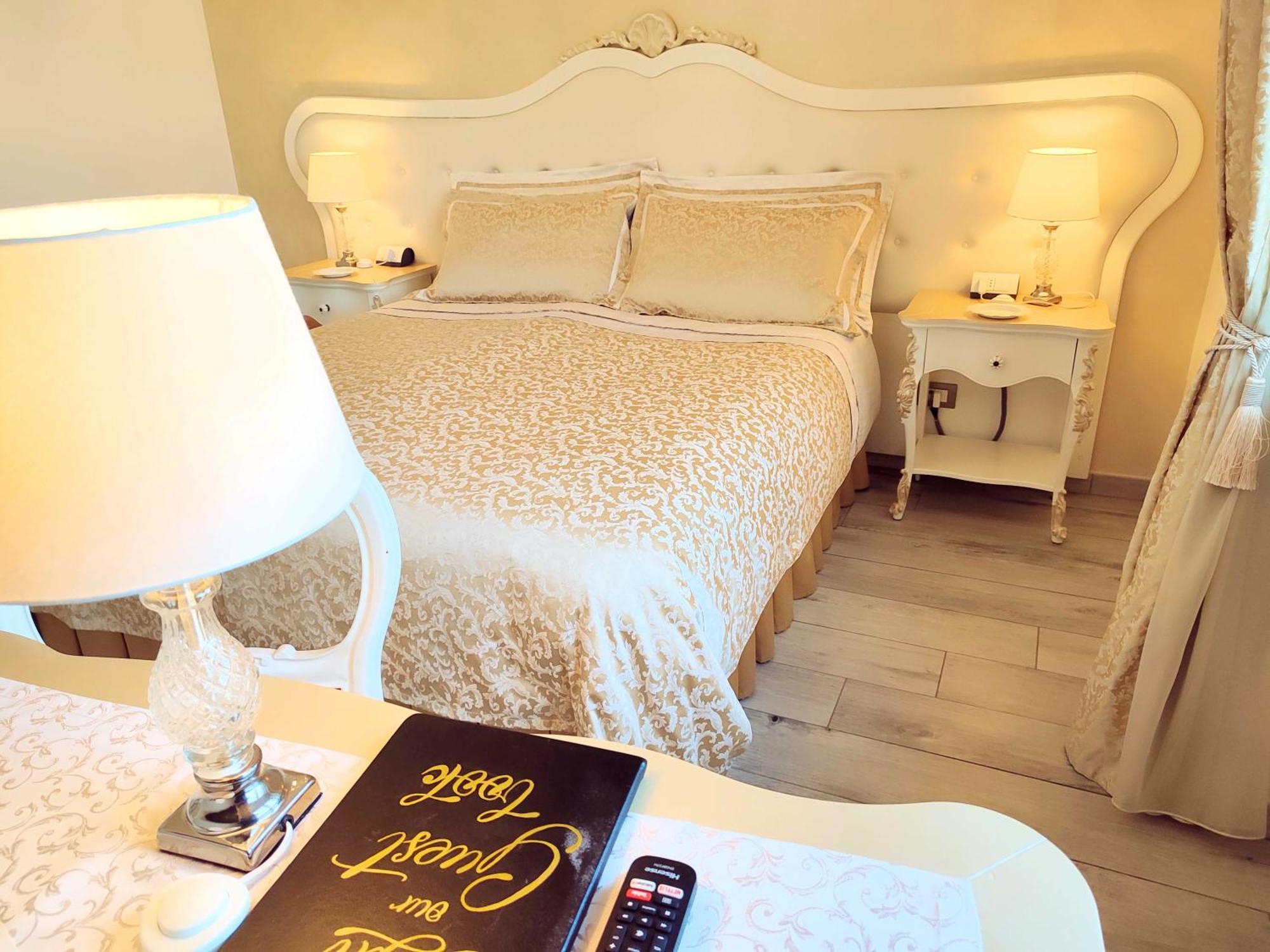 Alloggio Turistico Giulietta E Romeo - Intero Appartamento - Villafranca Di Verona, Zimmer, Holiday Rooms Exterior foto